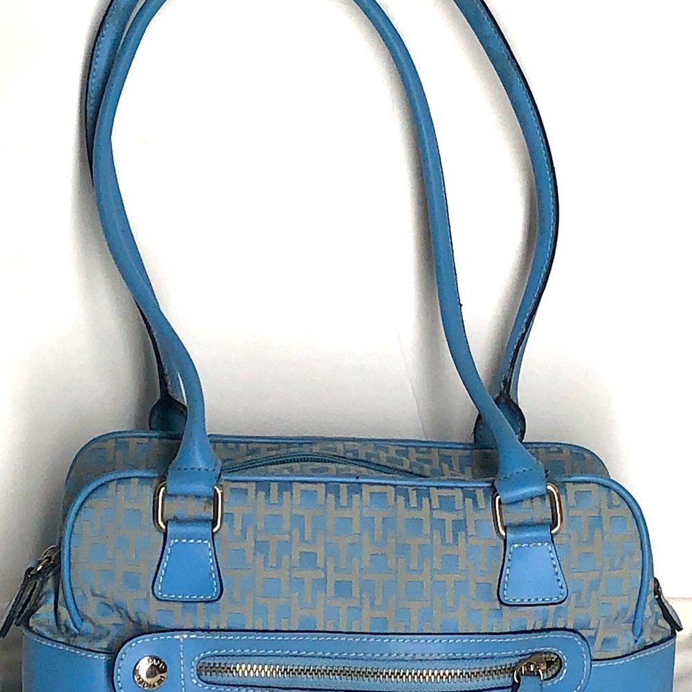🛍Tommy Hilfiger Light Blue Small Handbag - Picture 6 of 9